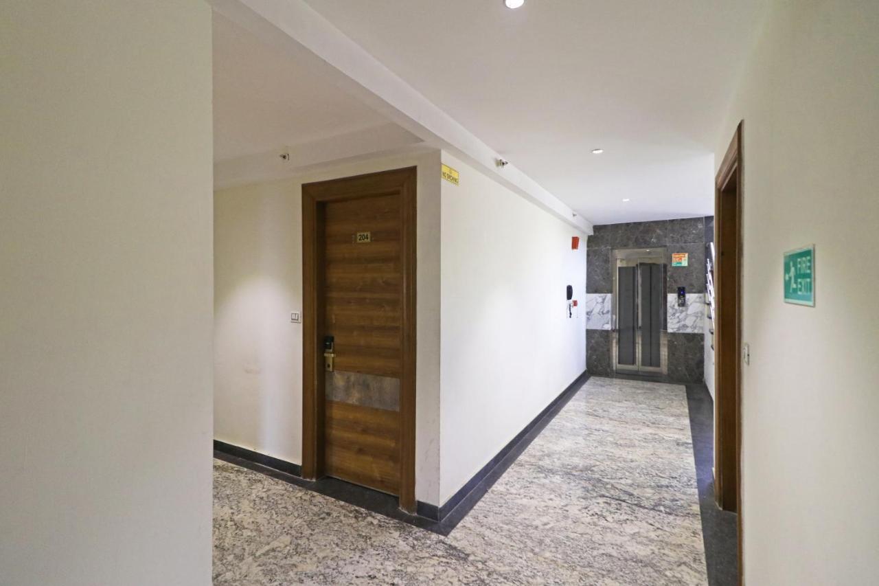 The Ivy Grand Hotel In City Centre With Free Secured Parking New Delhi Exterior foto